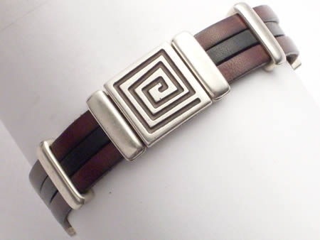 Edles Lederarmband mit Magnetverschluss, schwarz-braun, Meander