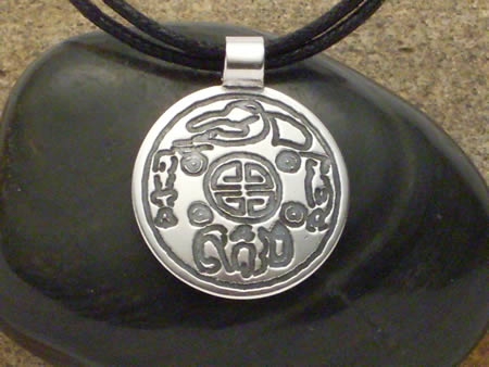 Altkoreanische Glücksmünze Silber Amulett