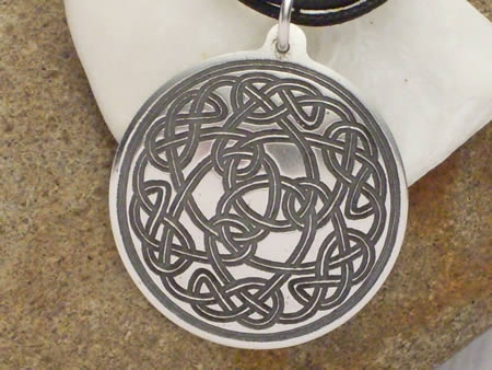 Silberamulett Keltischer Knoten